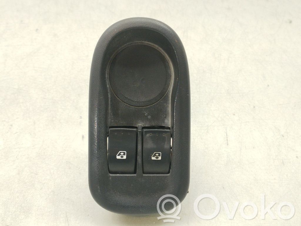 Renault Kangoo II Electric window control switch 