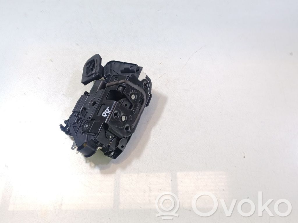 Volkswagen Golf SportWagen Serratura portiera anteriore