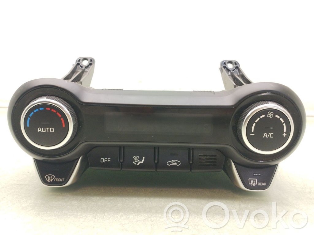 KIA Stonic Climate control unit 
