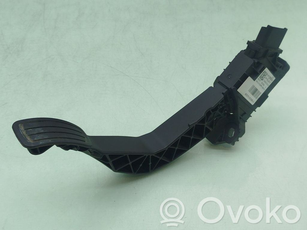 Opel Mokka X Accelerator throttle pedal 