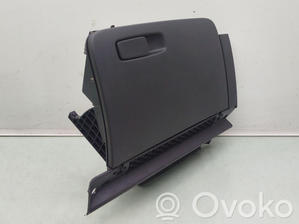 Handschuhfach   8X1857035B