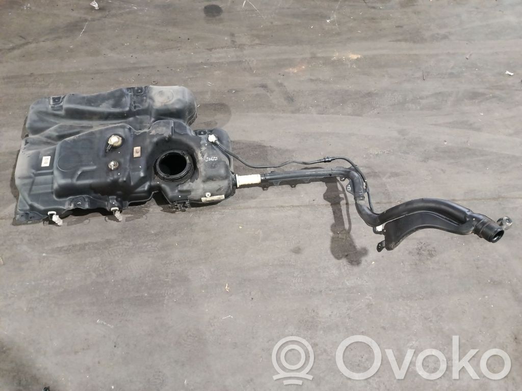 Depósito de combustible   9813706980,9813706880