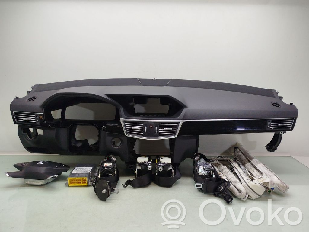 Mercedes-Benz E A207 Set airbag 