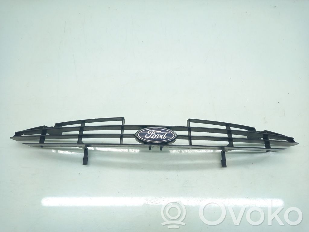 Rejilla delantera   V97FB8A133AE