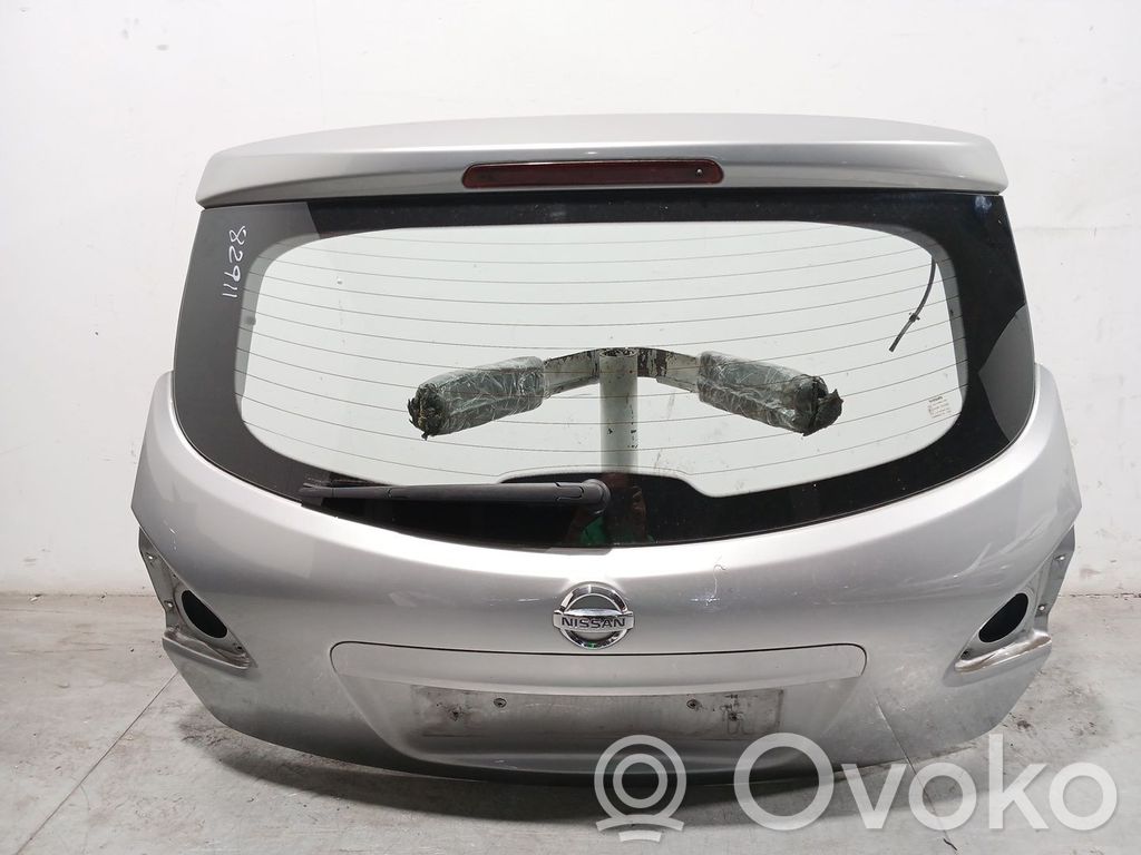 Nissan Qashqai Galinės durys
