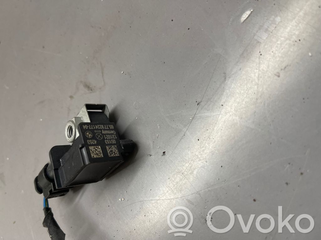 BMW 5 F10 F11 Turvatyynyn törmäysanturi 