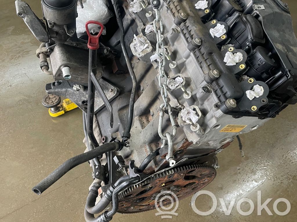 BMW 7 E65 E66 Dzinējs 