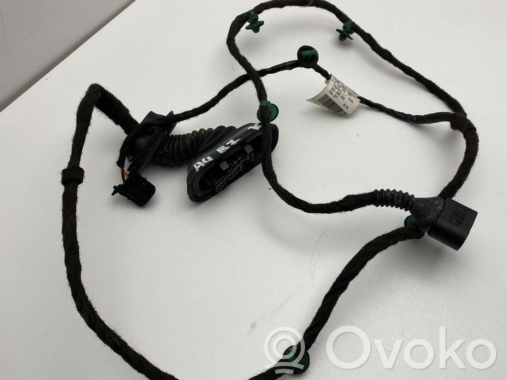 Cableado de puerta trasera   8E0971687H,8E0971687H