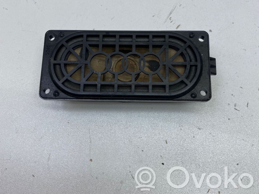Audi A3 S3 8P Panel speaker 