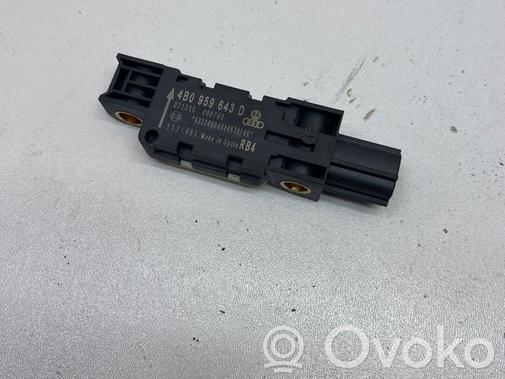 Audi A3 S3 8P Airbag deployment crash/impact sensor 
