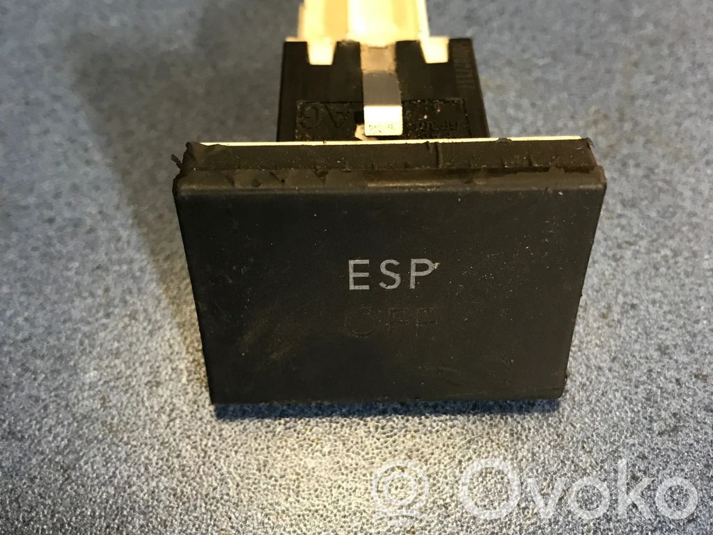 Volkswagen Golf Plus ESP (stability program) switch 