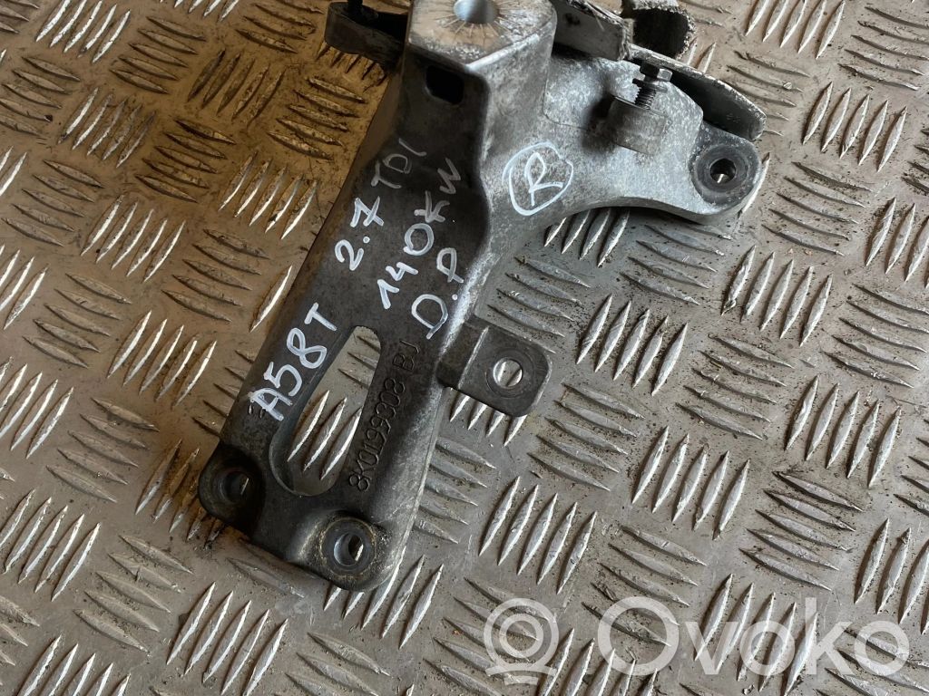 Audi A5 8T 8F Engine mounting bracket 