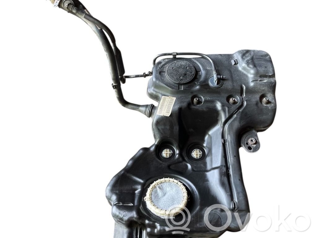 Audi A4 S4 B8 8K Zbiornik paliwa 