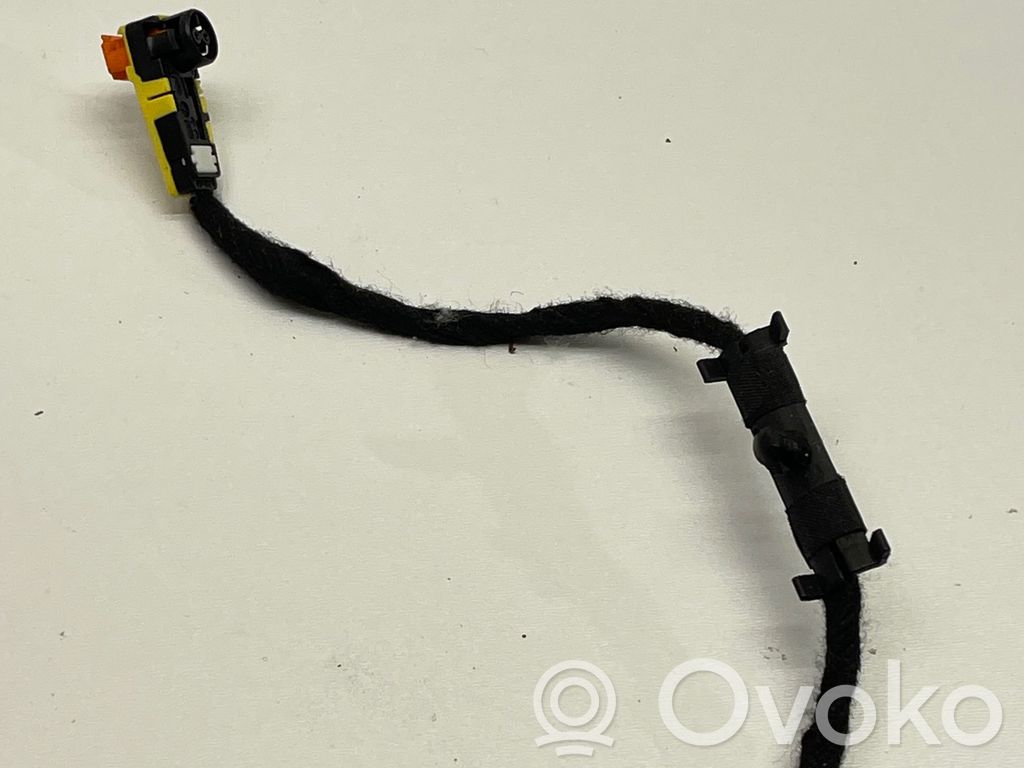 Otros cableados   4F0972562
