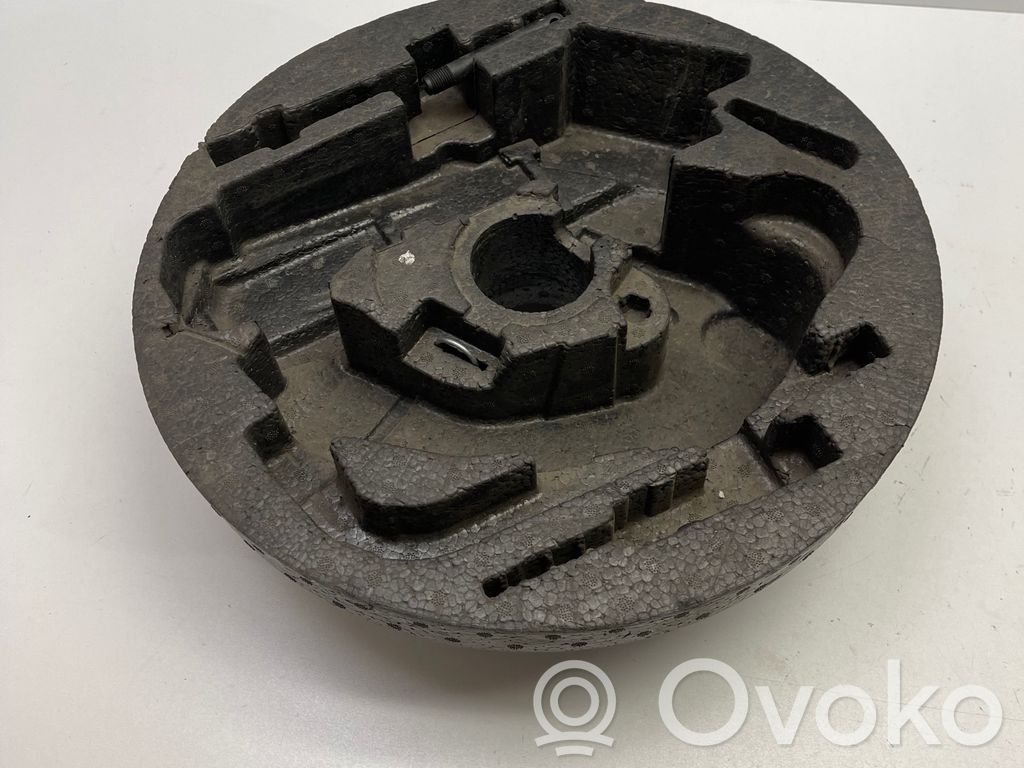 Audi A4 S4 B7 8E 8H Caja de herramientas 