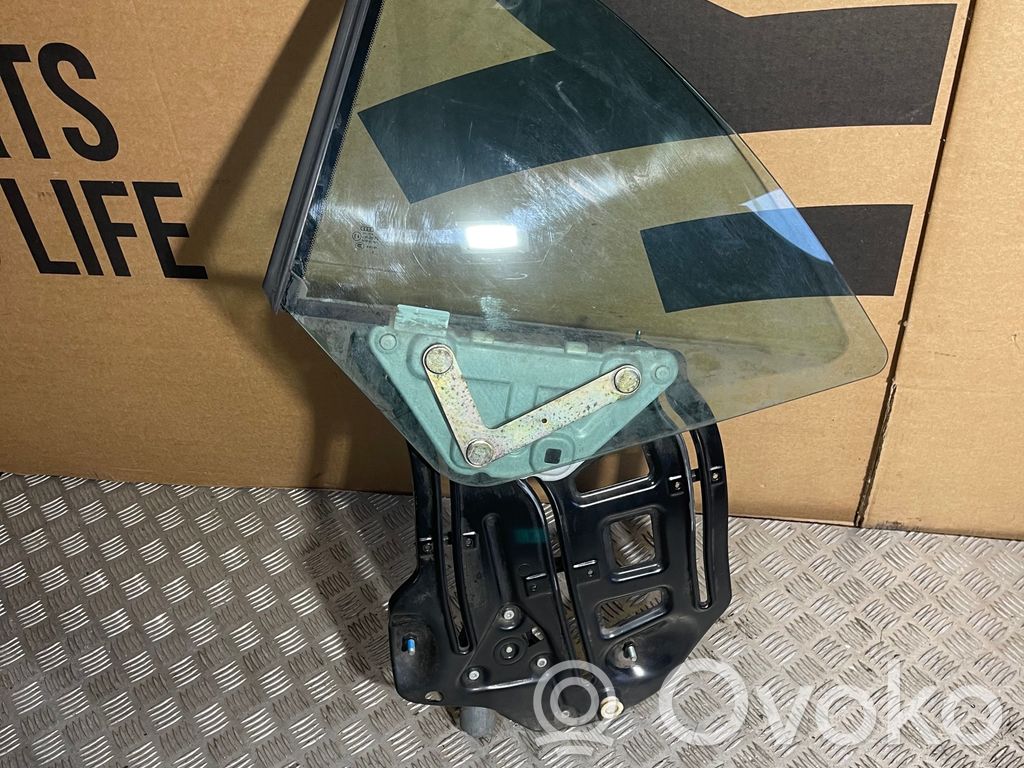 Audi A4 S4 B7 8E 8H Mechanizm podnoszenia szyby tylnej bez silnika 