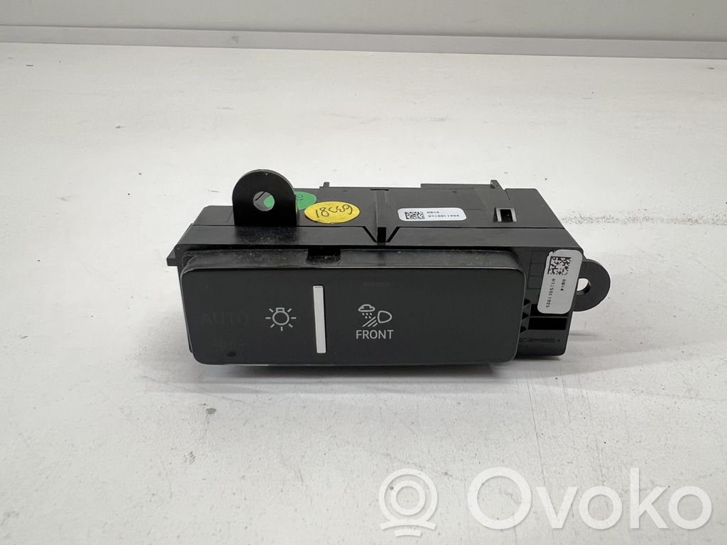 Audi Q7 4M Light switch 