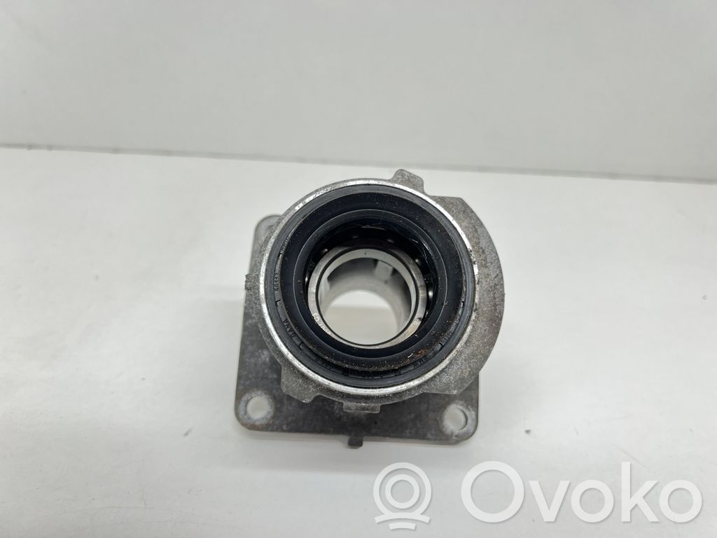 BMW 8 G15 Driveshaft support bearing bracket 