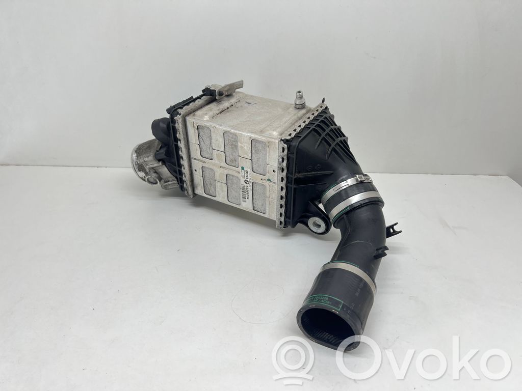 BMW M6 Interkūlerio radiatorius 