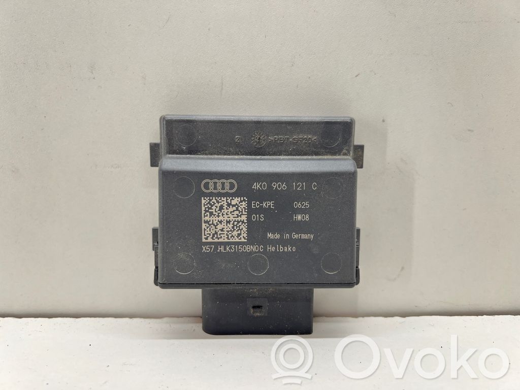 Audi A5 Unité de commande / module de pompe à carburant 
