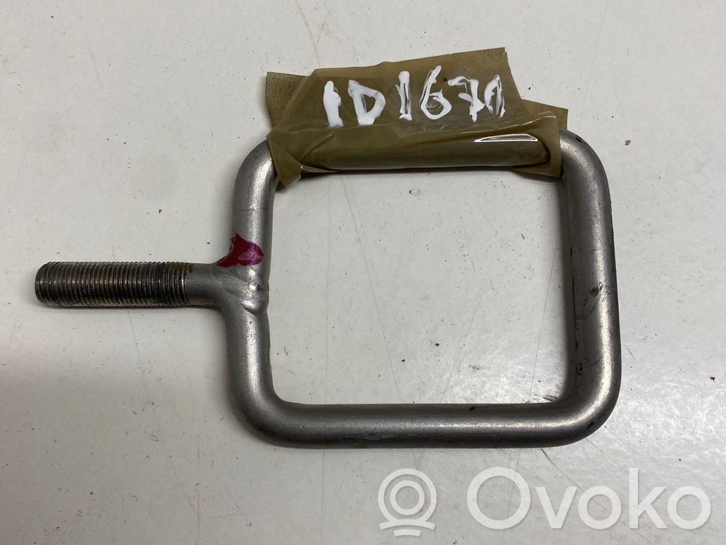 Engine bonnet/hood lock/latch loop/hook   1670