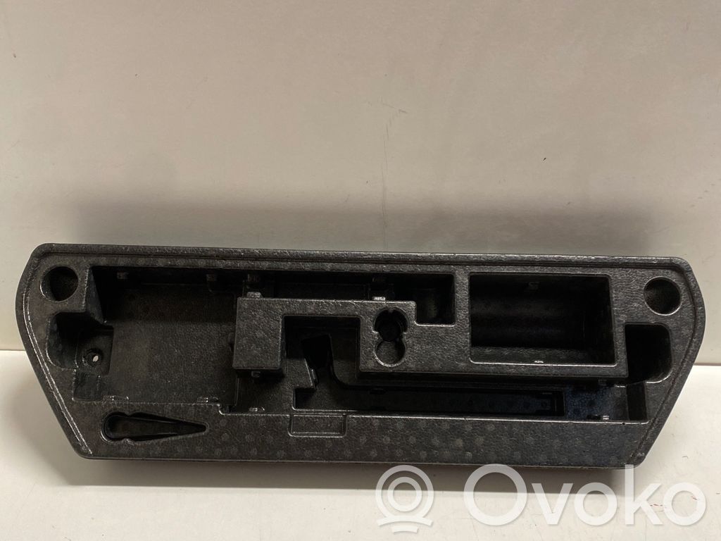 Polestar 2 Tool box 