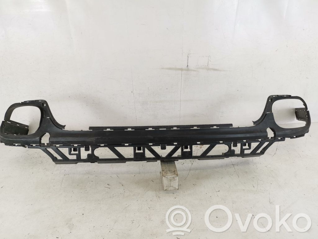 Porsche Cayenne (92A) Moldura inferior del parachoques trasero 