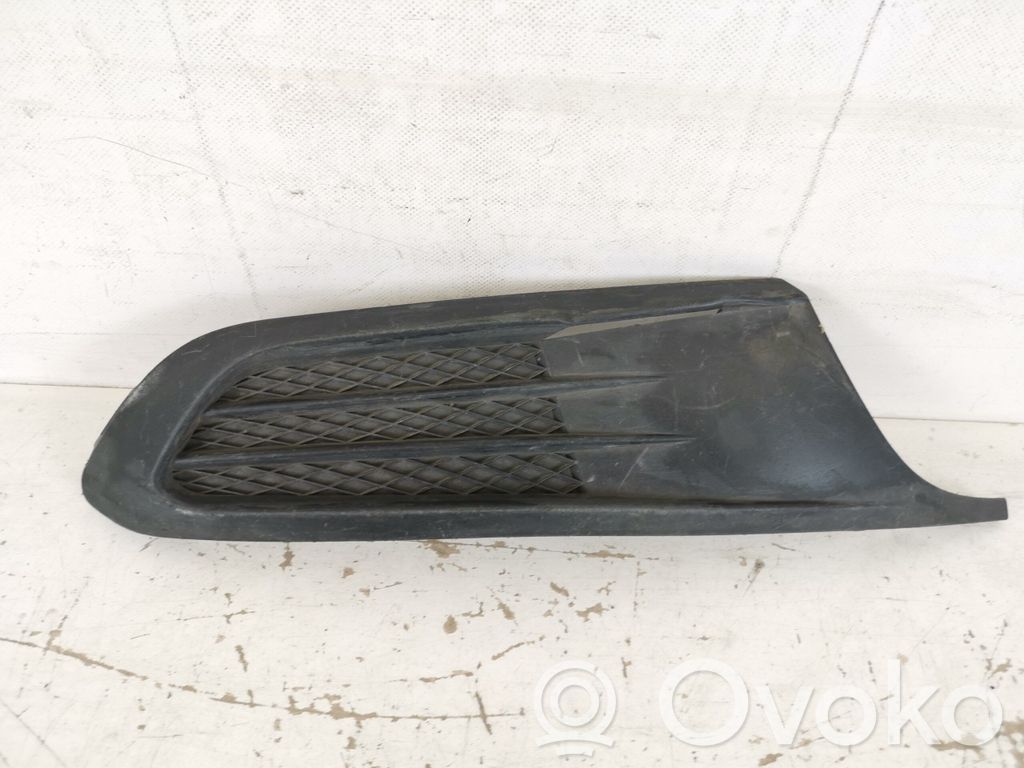 Volkswagen Jetta VI Grilă/ornament proiector ceață față 