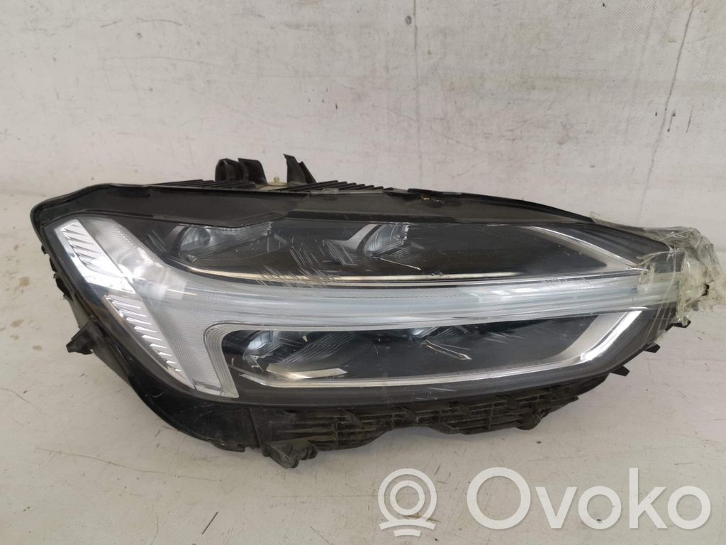 Volvo XC60 Headlight/headlamp 