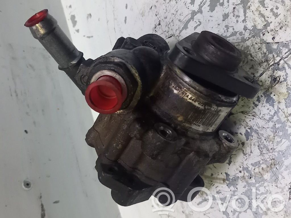 Power steering pump   7692974546