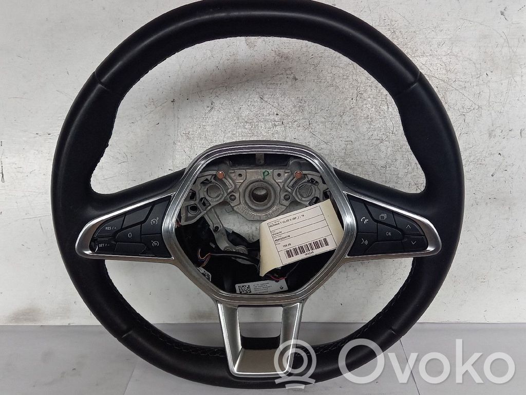 Steering wheel   484002607R