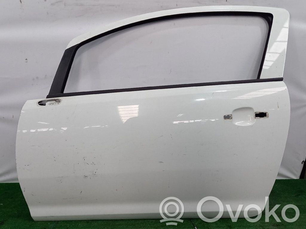 Opel Corsa D Дверь 