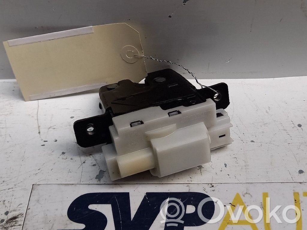 Serrure de hayon   8200076240