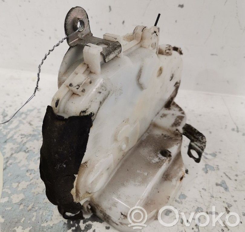 Honda Civic Takaoven lukko 