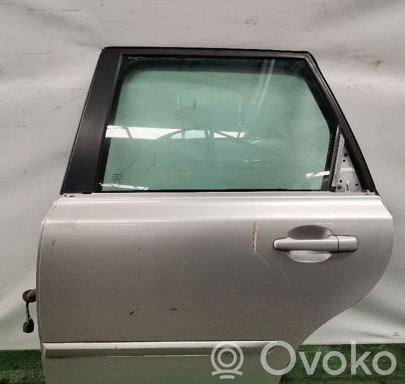 Volvo V50 Galinės durys 
