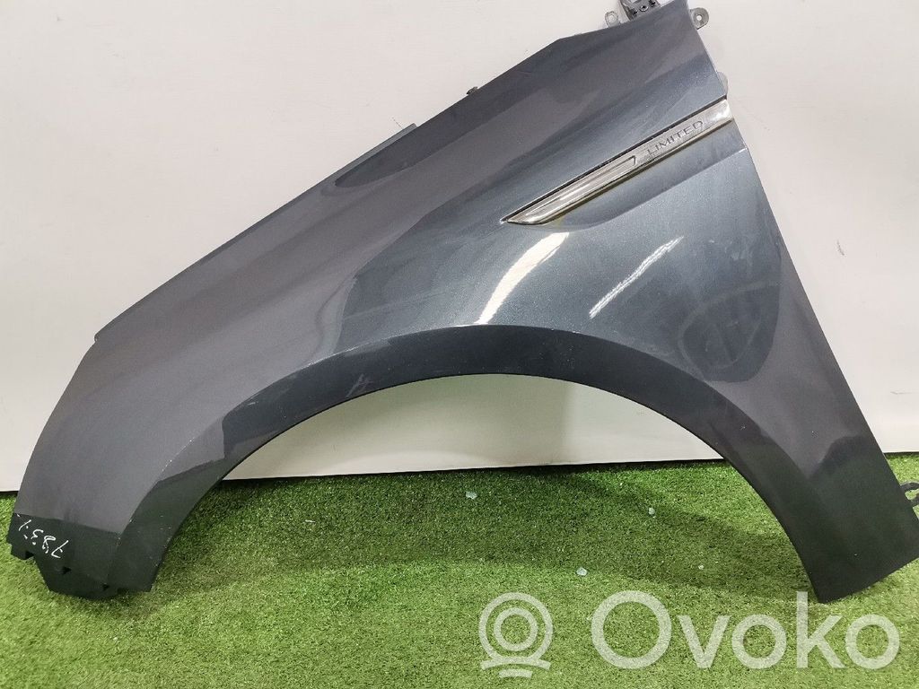 Renault Megane IV Błotnik przedni 