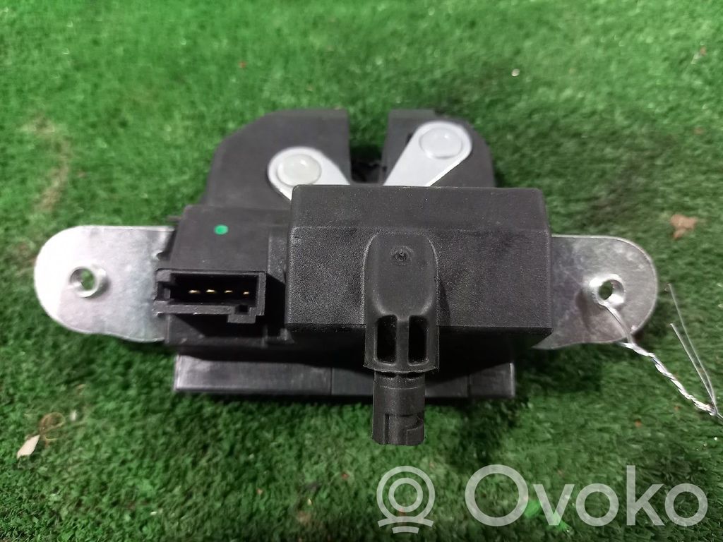 Tailgate exterior lock   A102523,GM