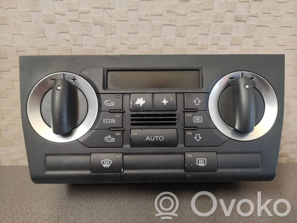 Audi A3 S3 8P Climate control unit 