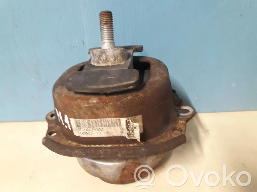 BMW X5 E70 Engine mount bracket 
