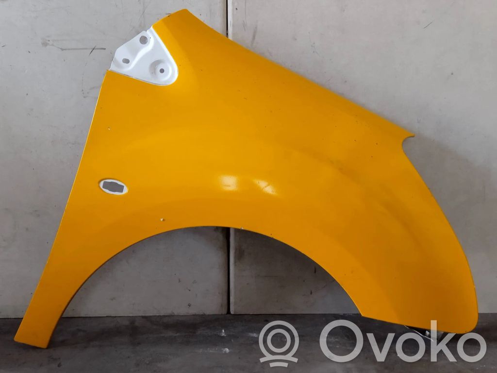 Citroen Berlingo Błotnik przedni 