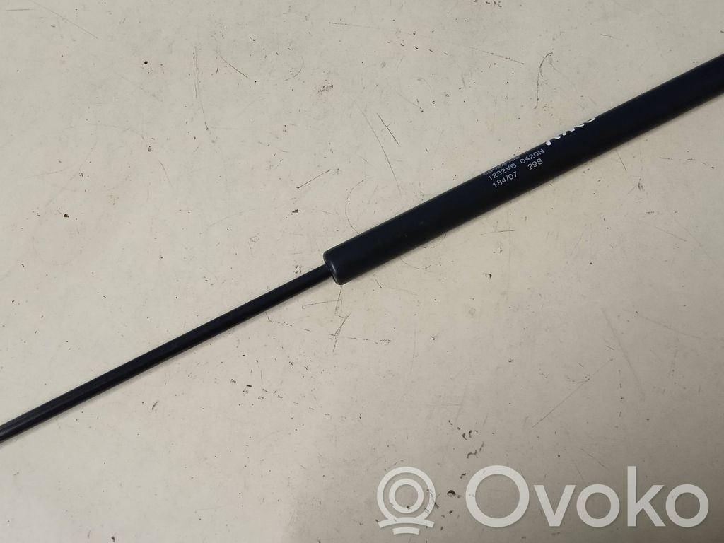 Mitsubishi Outlander Tailgate/trunk strut/damper 