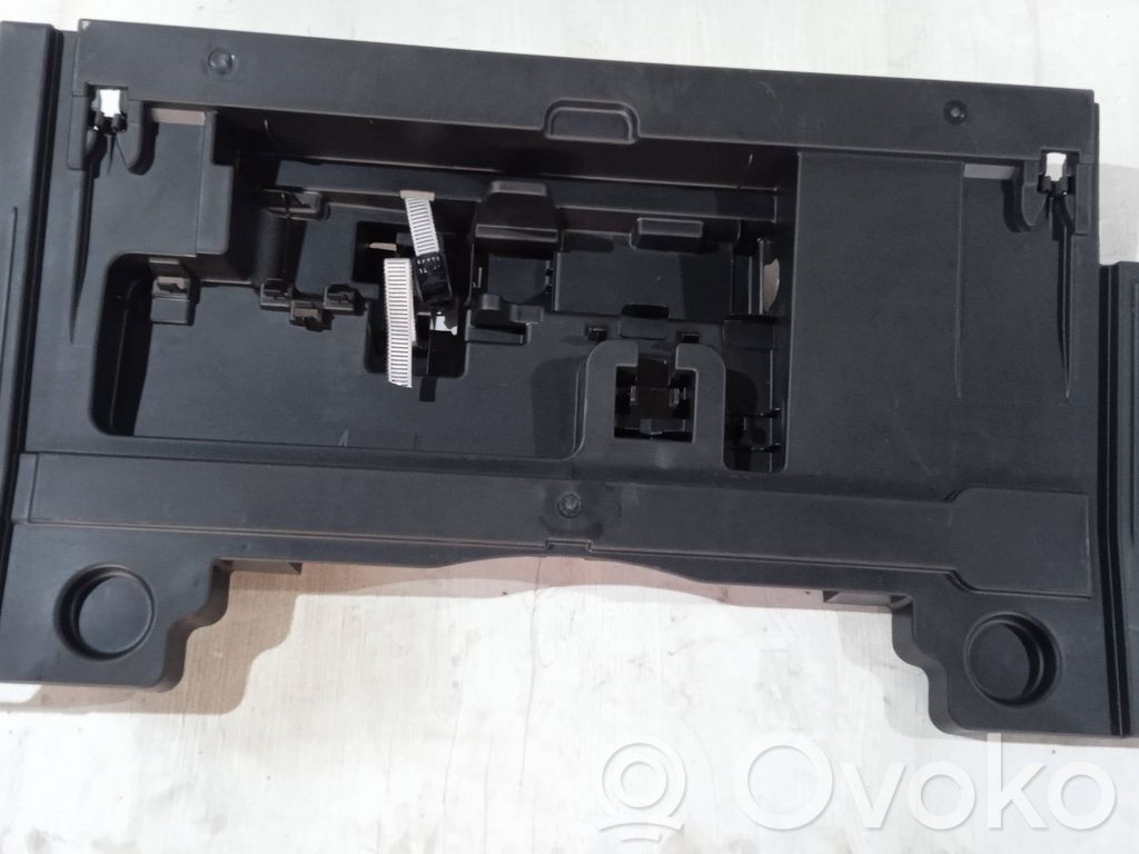 Audi A5 Tool box 