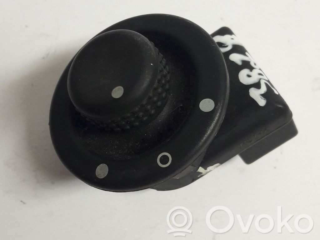Renault Scenic II -  Grand scenic II Wing mirror switch 