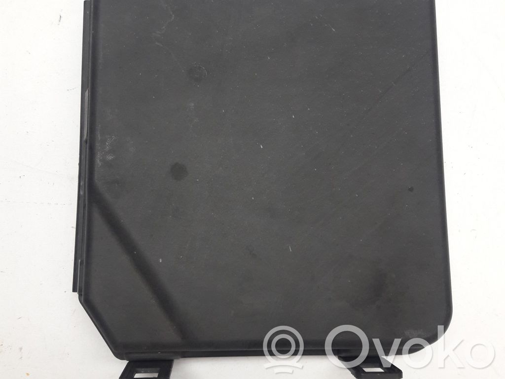 Renault Kadjar Fuse box cover 
