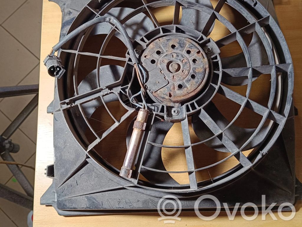 Elektrisks radiatoru ventilators   8369799