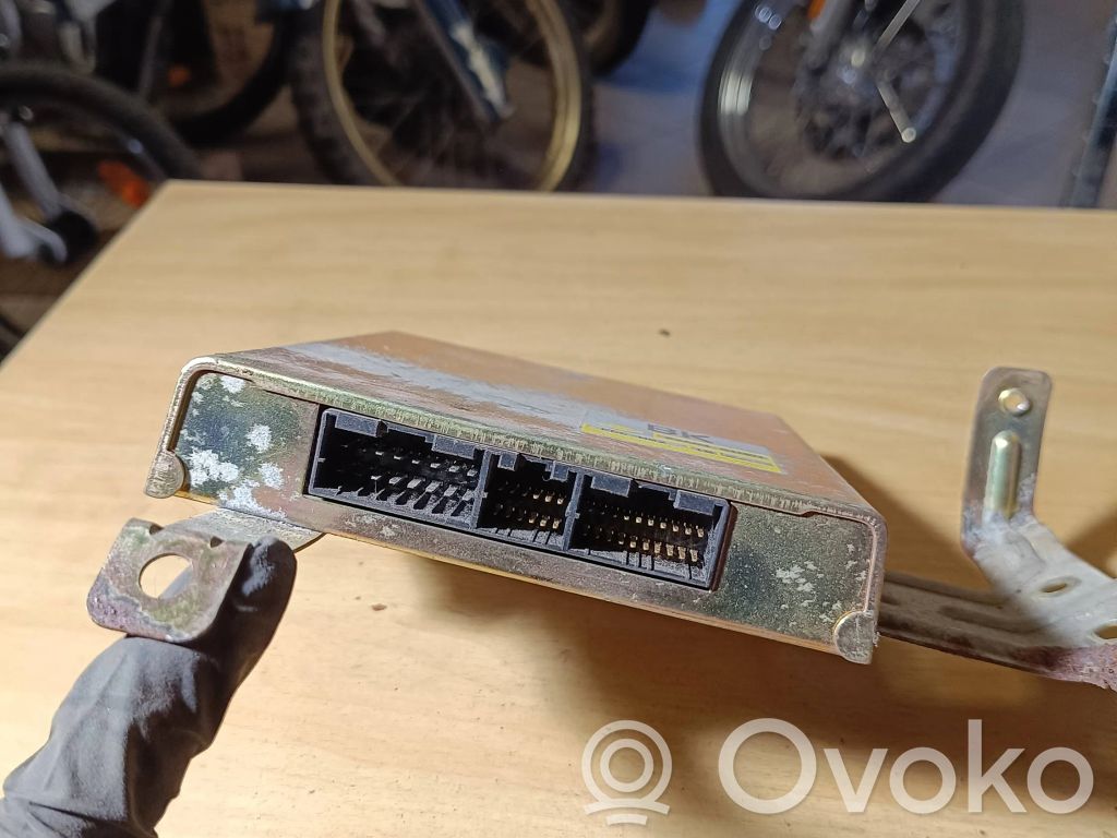Nissan Primera Engine control unit/module 