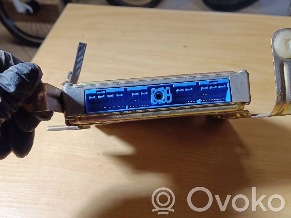 Nissan Primera Engine control unit/module 