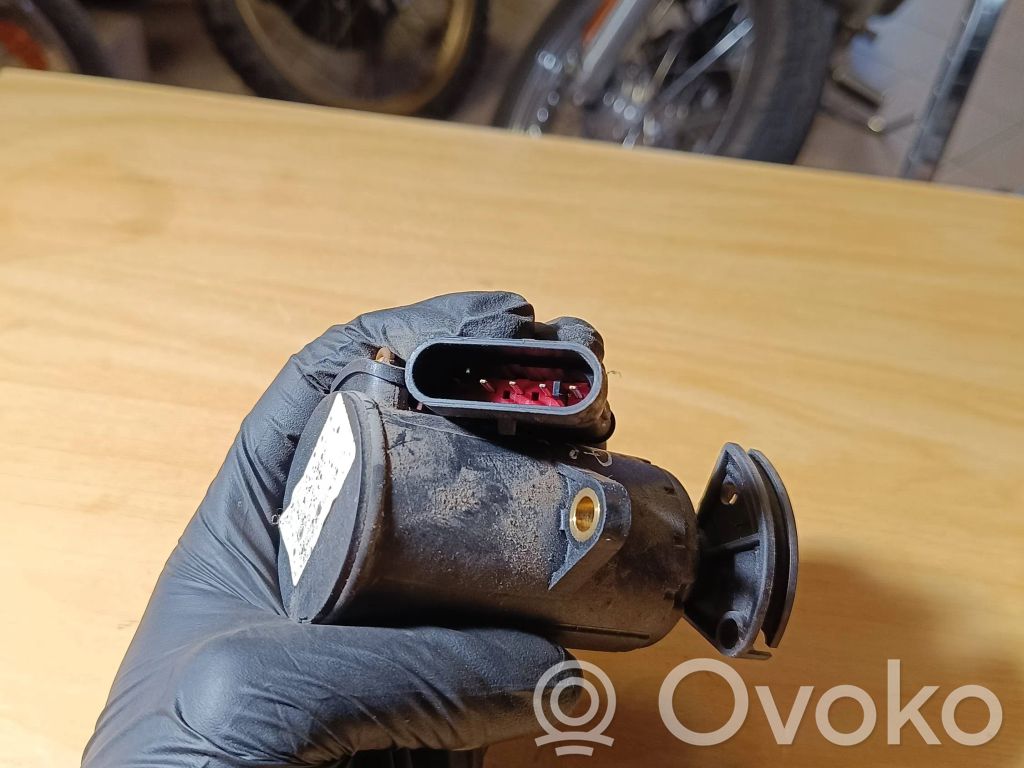 Nissan Almera Accelerator throttle pedal 