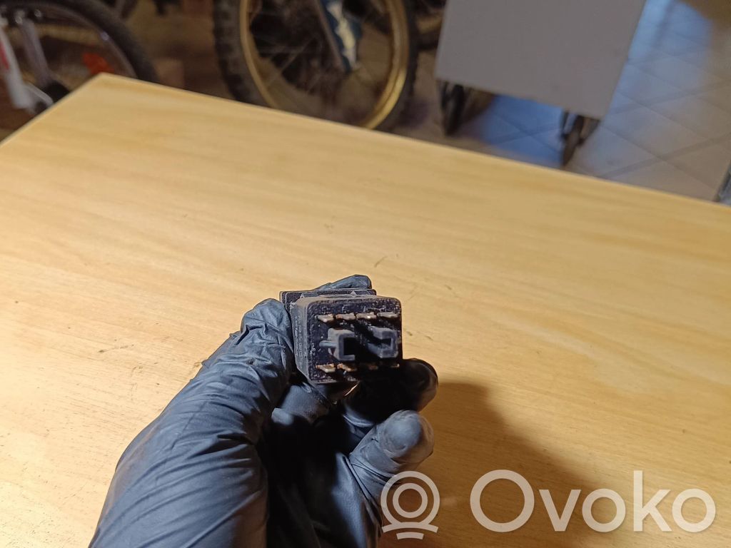 Saab 9000 CS Fog light switch 