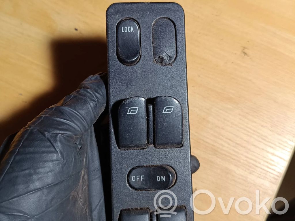 Saab 900 Electric window control switch 